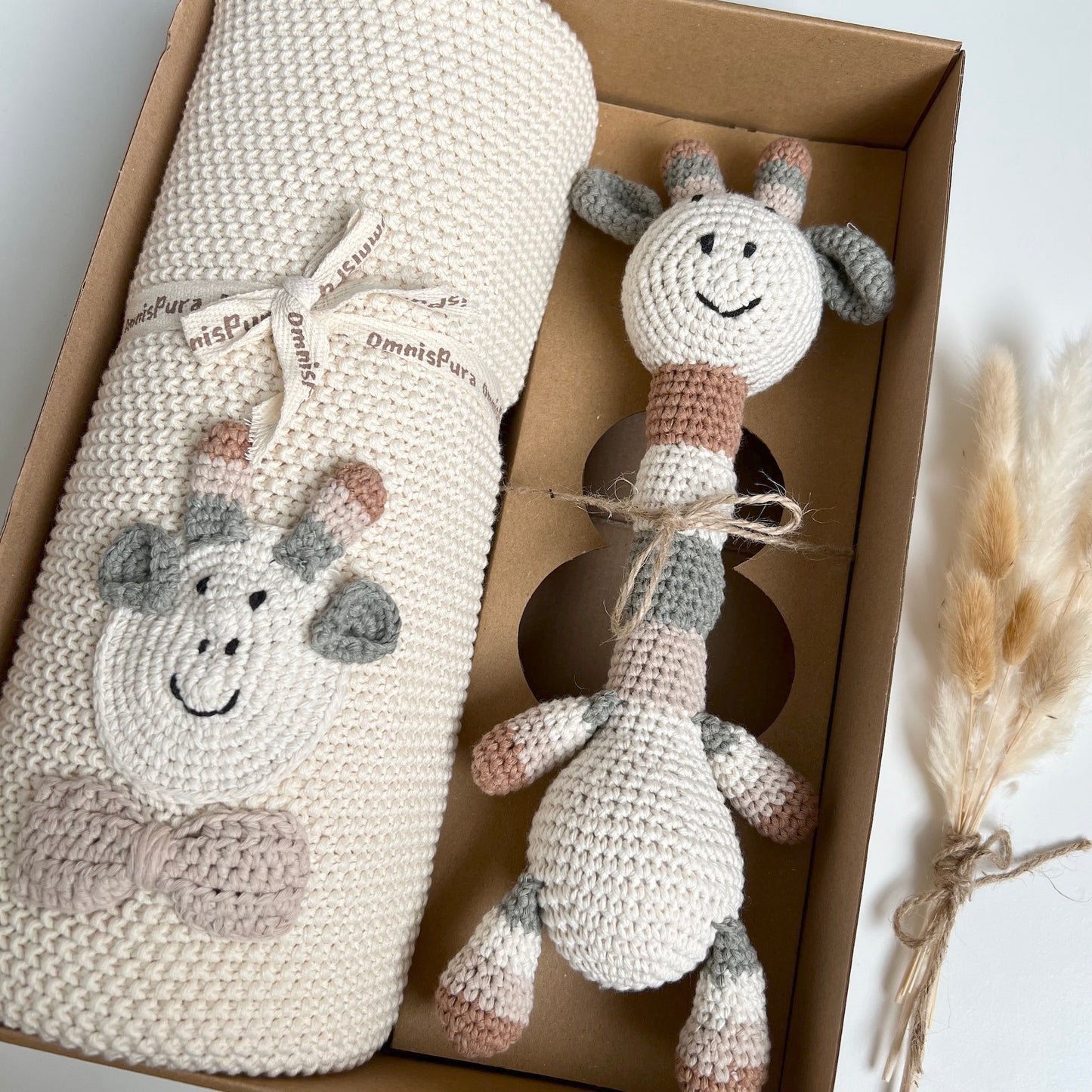 Organic Embroidered Blanket and Crochet Toy - Giraffe